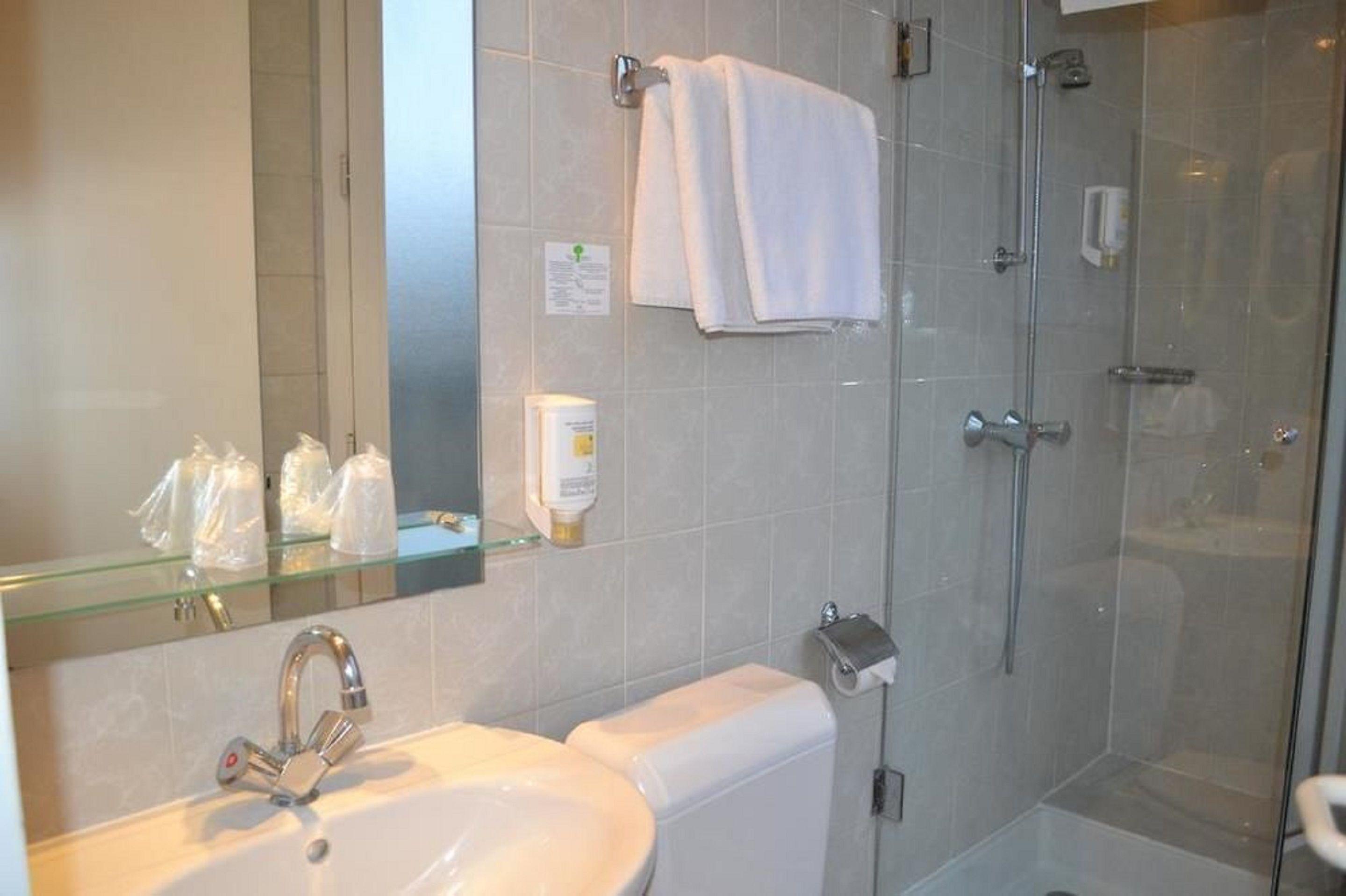 Hotel William's Opera