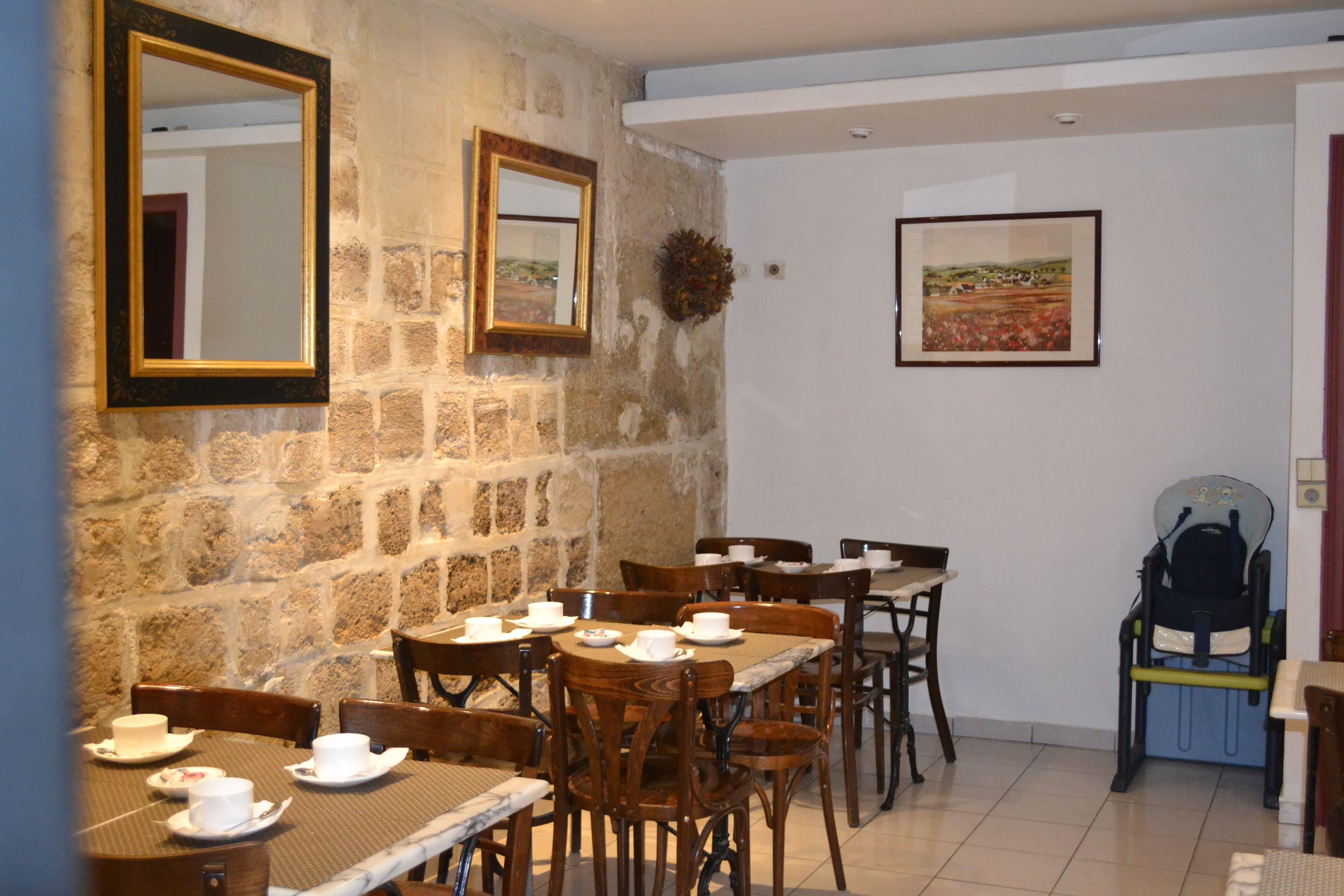 Hotel William's Opera