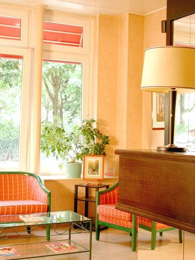 Hotel William's Opera 3*